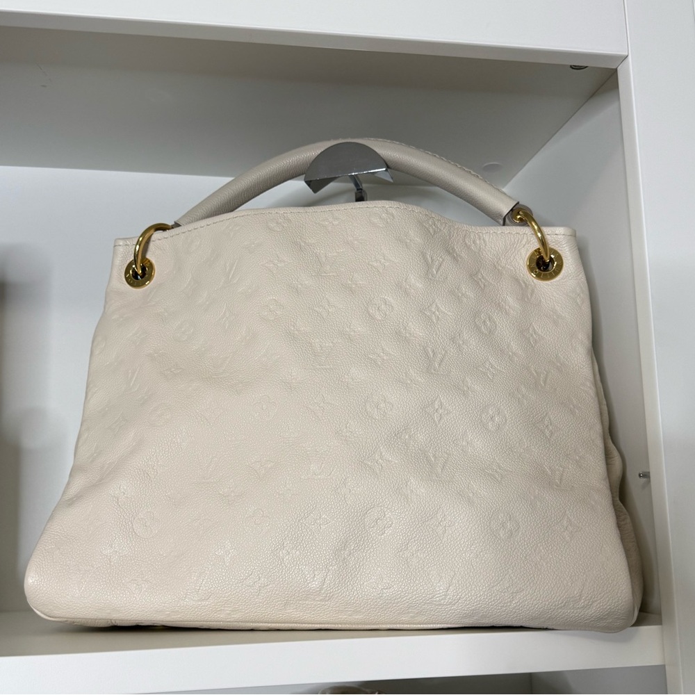 Louis Vuitton Artsy MM Monogram Empreinte leather